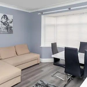 Centre Spacious House Free Parking And Wi-fi Apartment Leeds (West Yorkshire)