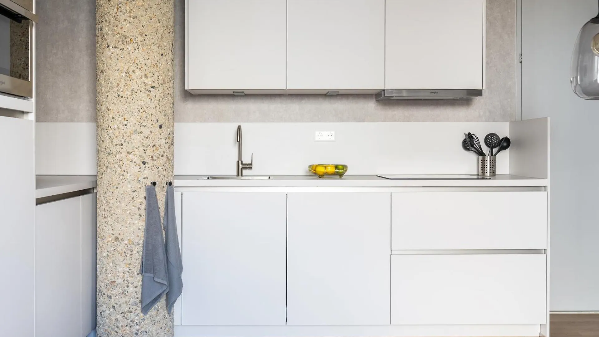 348 Suites Short Stay The Hague